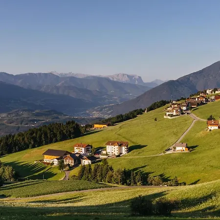 Aparthotel Speckerhof Maranza